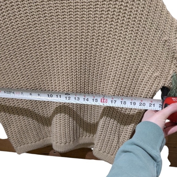 Blue B Collection Tan Knit Sweater With Multi Colored Fringe On Sleeves, Size M. - Picture 7 of 9